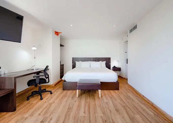 Gamma Ciudad De Santa Fe Hotel